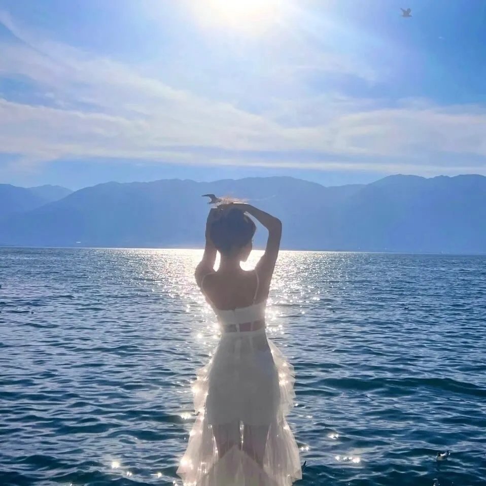 背叛陷害后，三个舅舅宠我逆风翻盘